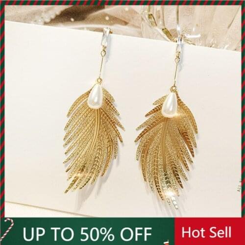 2021 New Exquisite Leaf Shape Hanging Dangle Exaggerated Women Fashion Stud Earrings Prevent Allergy Female Earrings Gift
