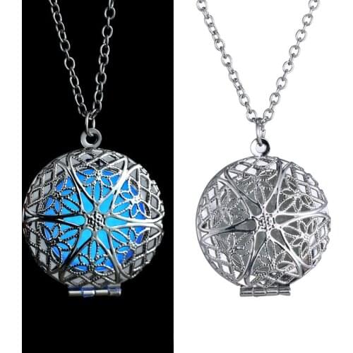 Necklace Glowing In The Dark Collar Jewelry Heart Shaped Gifts For Teacher Women Steampunk Luminous Heart Locket Pendant Choker