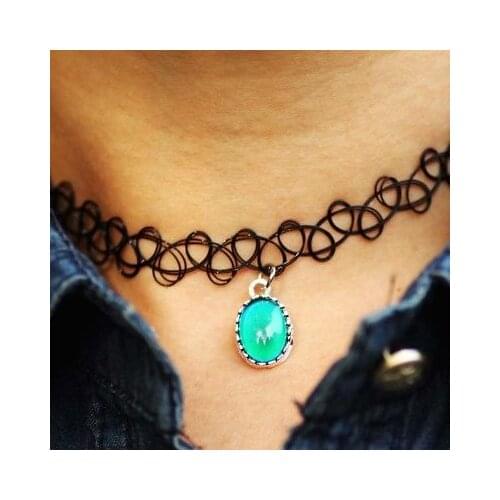 Womens Cool Color Change Charm Necklace Fancy Elastic Choker Mood Stone Necklace