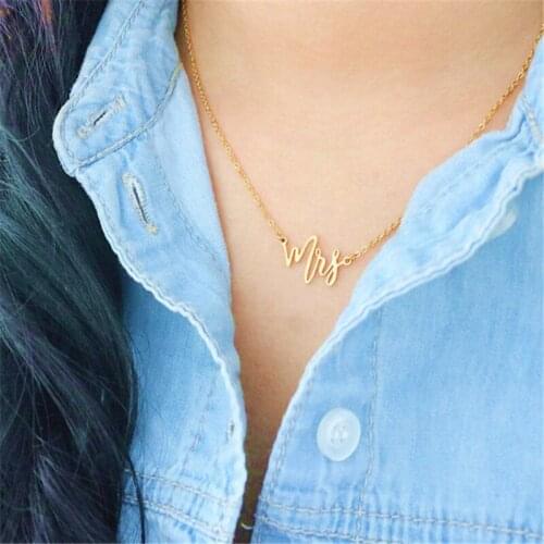 Europe And The United States English Mrs Collarbone Chain Necklace Female Titanium Steel Mall Letter Bridesmaid Gifts