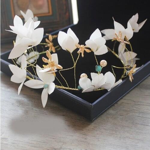 Red White Flower Crowns Tiaras Hairbands Romantic Sweet Garland Wedding Hair Accessories For Bride Bridesmaids Beach Jewelry