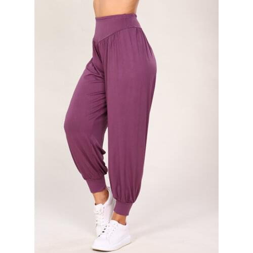 ivKapriz Women's Pants