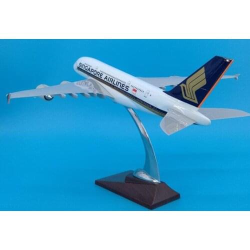 1:200Scale 36CM Airbus A380 Singapore Airplanes Aircraft Plane Model with Base Resin Collectible Display Toy Model Collection