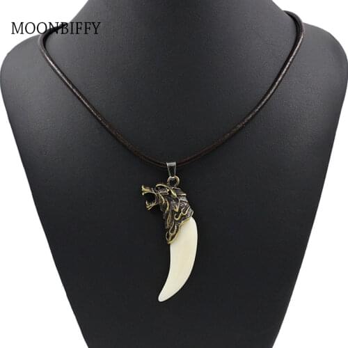 New Fashion Antique Men Necklace Tribal Carved Wolf Fang Tooth Pendant Faux Leather Rope Necklaces for Men