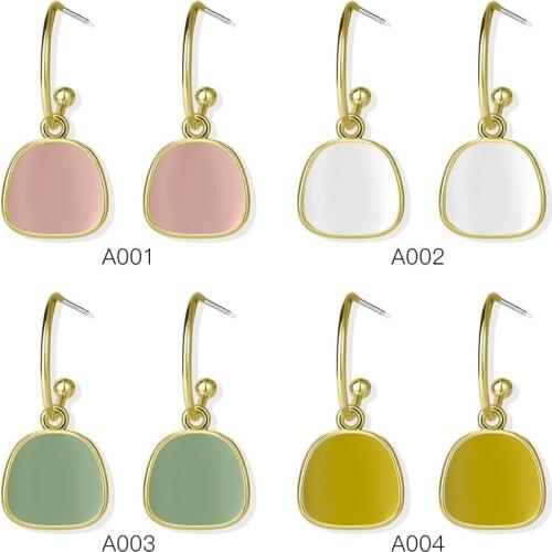 QCOOLJLY Pendant Acrylic Metal Earrings Cute Square Enamel Drop Earrings For Women Party Dating Jewelry Gift brincos