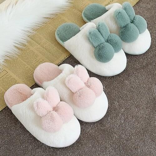 Winter Woman House Slippers Warm Cute Flower Plus Velvet Couple Shoes Woolen Bedroom Home Soft Female Footwear Cotton Slippers