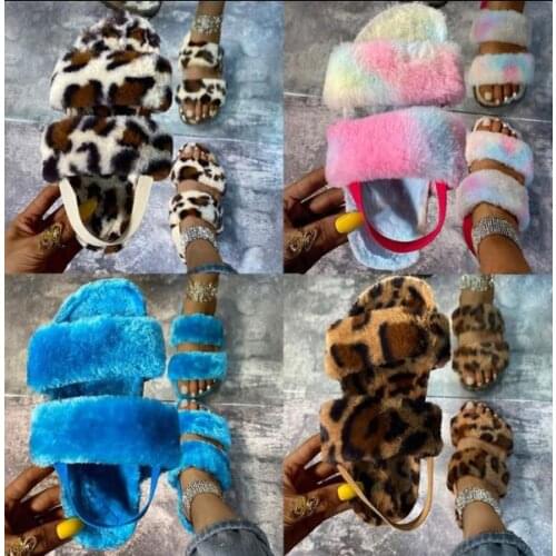 Indoor Women Fur Slippers Fluffy Soft Furry Slides Thick Flats Heel Non Slip House Shoes Ladies Luxury Design Footwear Whosale