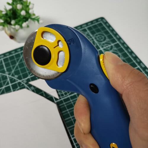 Rotary Cutter Patchwork Leather Roller Cutting Tools SKS7 45mm Olfa Blade 1 Key Block Ergonomic Handle DIY Sewing Accessories