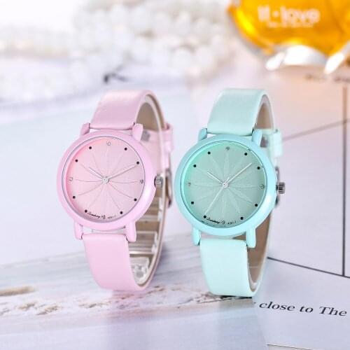 2021 Leisure Fashionable Ladies Watch Leather Cute Girl Watch Kids Watch For Children Quartz Electronic Watch Montre Femme