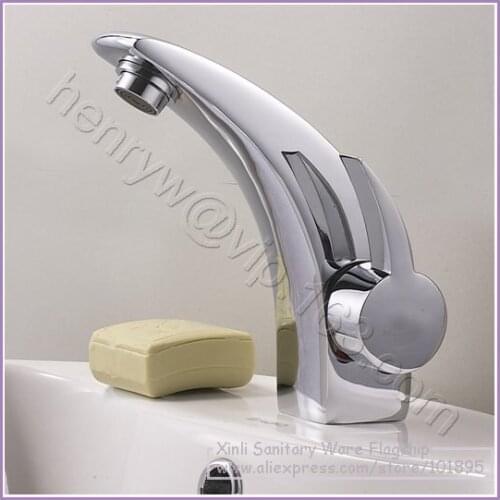 L16628 - Luxury Deck Mounted Chrome Color Hot & Cold Water Brass Basin Faucet