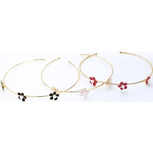 BALANBIU Exquisite Acrylic Pearl Red&Black&White Enamel Little Flowers Women Torques Fashion Gold Color Brass Jewelry Accessory
