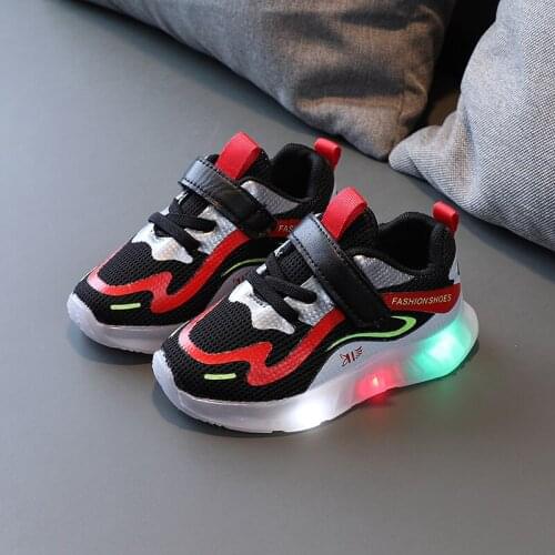 Spring Children LED Light Korean Version of Girls Sneakers Boys Glow Breathable Net Shoes Student Running Shoes