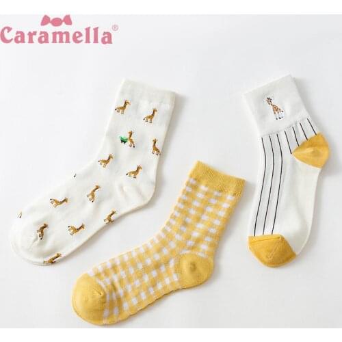 Caramella 3Pairs Cotton Womens Socks Cute Girraffe Embroidery Short Socks Student Funny Animal Pattern Girls Socks Breathable