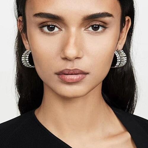 Dvacaman Luxury Female C-Shaped Crystal Earrings New Fashion Wedding Jewelry Romantic Boho Stud Earrings for Women Accessories