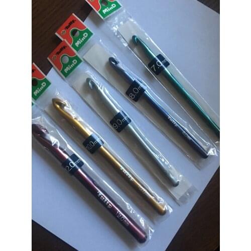 Japan Hiroshima TULIP Plastic Super thick Crochet hook 1 order=1pc