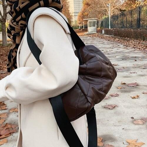 Ladies Hand Bags Black Quilted Retro Large-Capacity Bag Womens Bag New Style Fashion All-Match Simple Shoulder Bag Tote Bag