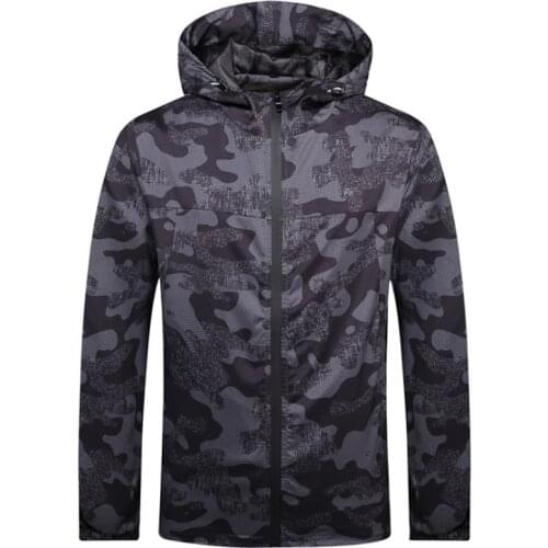 Spring Sportswear Jacket Men Casual Camouflage Jacket Summer Thin Hooded Sun protection Clothing Fashion Zippers Male Outwear
