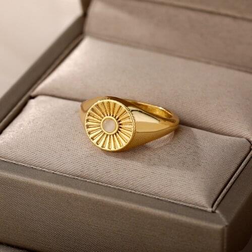 Punk Vintage Opal Carved Sun Flower Ring For Women Stainless Steel Gold Punk Wedding Ring Jewelry Couple Gothic Gift Bague Femme