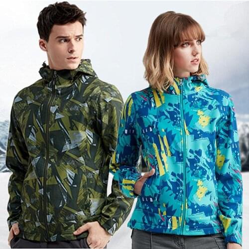 Hot Fashion Men Women Softshell Coat Camouflage Thermal Jacket Waterproof Windproof Slim Casual Printed Trekking Hiking Clothes