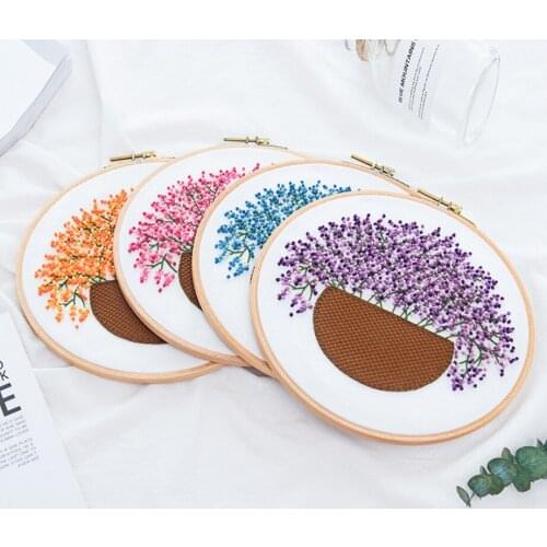 DIY beginners hand embroidery bouquets cloth art three-dimensional ribbon embroidery hanging painting.Give embroidery and gifts