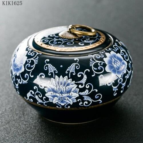 Classical Blue Flower Ceramic Storage Jar with Lid Household Sealed Tea Caddy Candy Nut Storage Jar Home Decoration Accessories