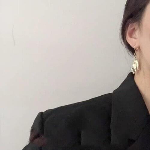 2020 New Trend Womens Earrings Retro Unique Hand Shape Drop Earrings For Women Party Girl Jewelry Gifts Wholesale