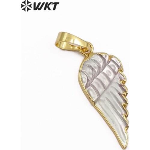 WT-JP099 Real White Black Shell Jewelry Dainty Carved Feather Sea Shell Pendant Gold Trim Wings Pendant For Women Shell Necklace