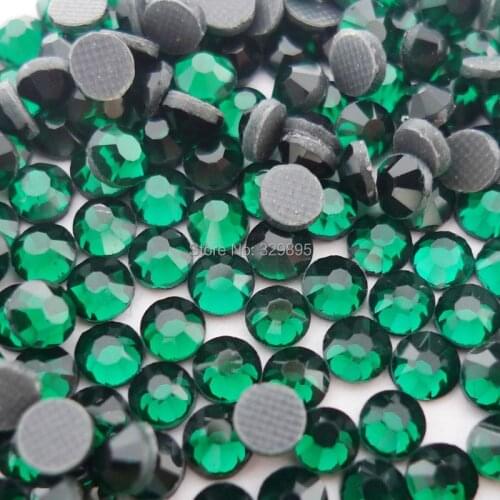 Shinning SS6-SS40 Emerald DMC HotFix Rhinestones Flatback Glass Iron-on For garment shoes bags scarf nail jeans Decorations