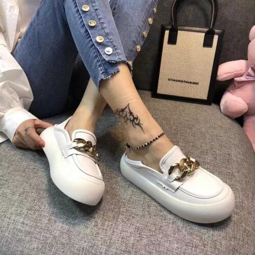 Women Famous Gold Chain Shoes 2021 New Spring Autumn Student Thick Bottom Flat Casual Shoes Female Soft White Black Single Shoes