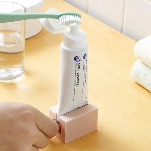 1Pc 4 Colors Home Plastic Toothpaste Tube Lazy Squeezer Easy Dispenser Rolling Holder Bathroom Supply Tooth Cleaning Accessories