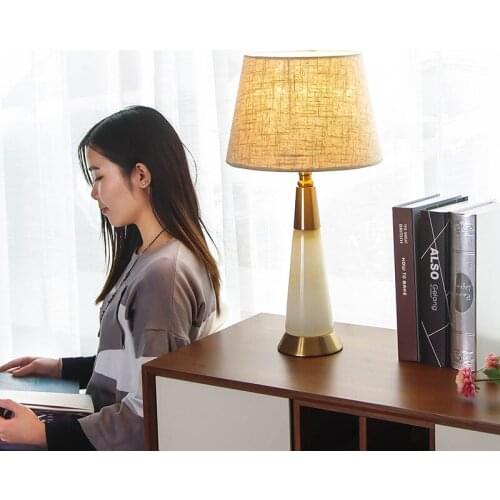 American-Style Country Living Room Bedroom Bedside Model Room Hotel Lamp Modern Simple Personalized & Creative Table Lamp