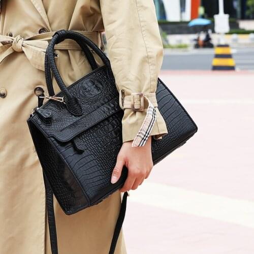 High Quality Women Real Leather Crocodile Briefcase Work Bag OL Commercial Bag Black