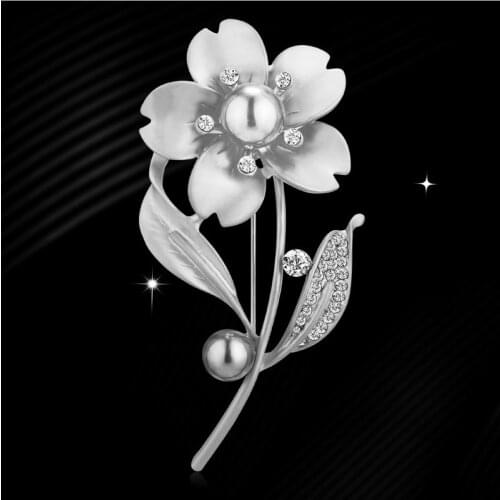 Korea High-Grade Gold Silver Color Flower Brooch Accessories for Women Crystal Zircon Pearl Ladies Collar Pins Suit