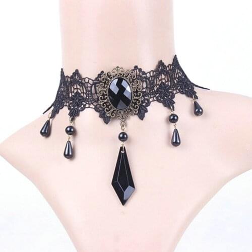 Palace Retro Women Jewelry Handmade Gothic Vampire Style Black Lace Weave Short Choker Crystal Penadnt Necklace Free Shipping