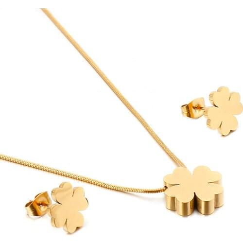 Four-leaf clover Pendants Necklance and Earrings Jewelry sets clavicle chain gift