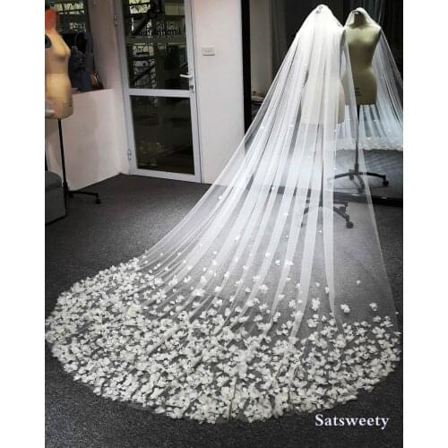 High End Customized Petals Woman Chapel Bridal Veils Veil for Bridal 3D Flowers Wedding Veil Handmade Accessaries