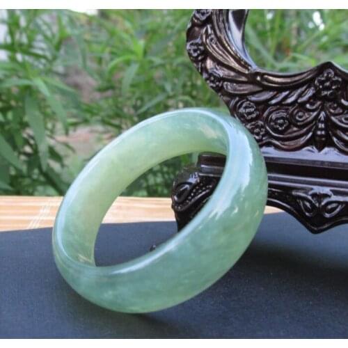 Natural green jade bracelets, jade bracelets Tong Xiuyan color jade bracelet bangle bracelet genuine child to wear
