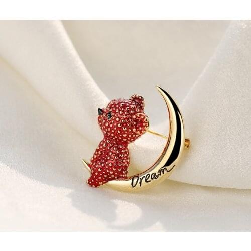 Bear brooch cartoon niche design sense brooch moon pin