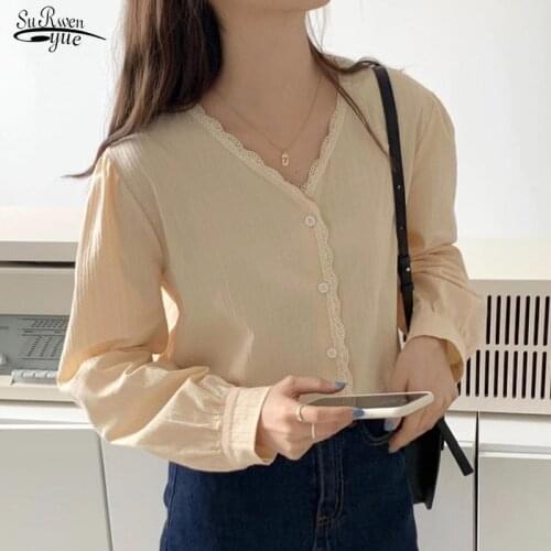 2020 Spring and Autumn Elegant Korean Loose OL Tops Long Sleeve V-neck Lace Blouse Puff Sleeve Lace Blouse Chemisier Femme 11190