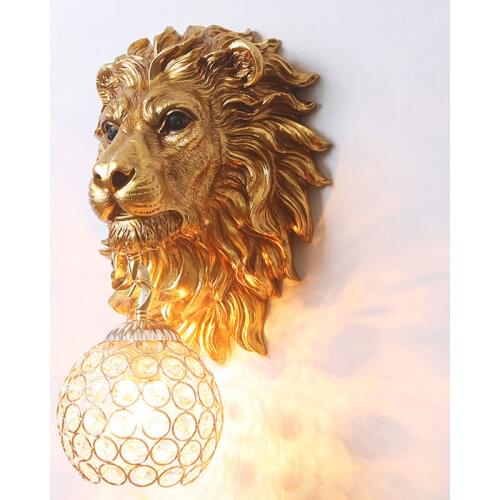 European Vintage Lion Wall Lamp Bedroom Bedside Wall Sconce Light Fixtures Resin Animal Wall Lights for Home Decor Mirror Lights