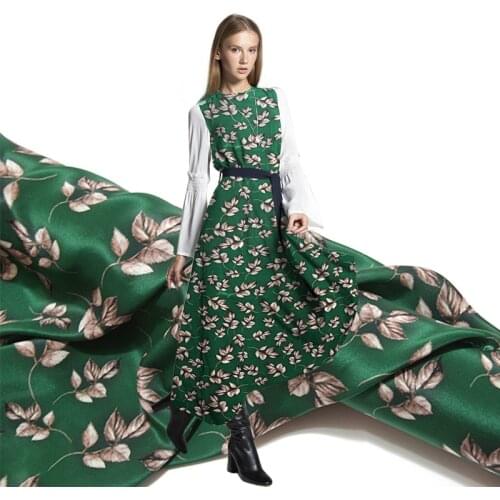 Hot new 100% silk 12mm inkjet crepe de chine dress blouse silk clothing fabric 100% natural silk printing dyed crepe fabric