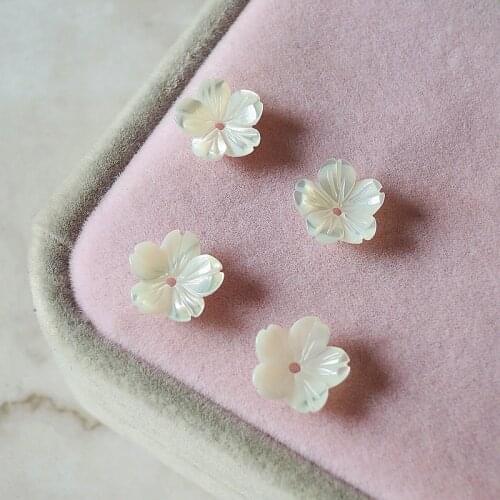 20Pcs/lot natural shell beads 10mm spacer carved 3d flower beads cap for diy earrings bracelet jewelry making accessories