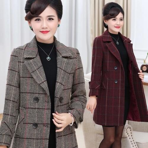 Autumn and winter thickening new large size woolen coat Middle-aged womens fashion lattice warm woolen coat winter coat women