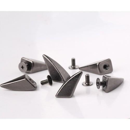 50pcs Hot Sale Dragon Claw Spikes Studs DIY Craft Leathercraft Gothic for Clothing Clothes Shoes Bag Belt HatsDecoration