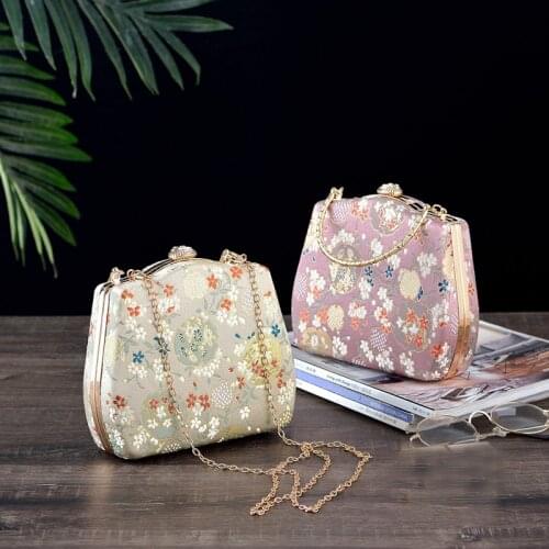 Elegant Retro Chain Handbag Cheongsam Evening Bag Wedding Bridal Clutch Purse Embroidery Flower Shoulder Bag ZD2028