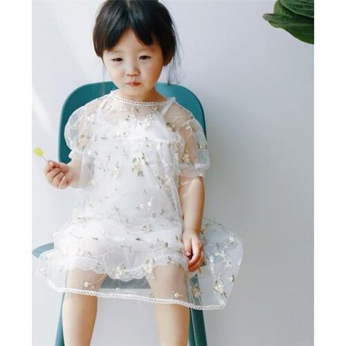 Tonytaobaby Summer Wear New Style Baby Girls Fashion Flower Embroidered Mesh Three-piece Set Princess Set
