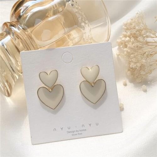 South Korea Ins Style A Pair Of Love - Shaped Earrings With Personality Drops Of Oil Small Fresh Earrings Female