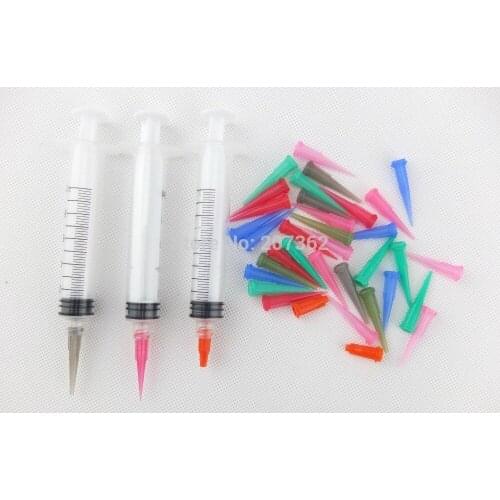 Liquid Dispensing Syringes With mixed-size Tapered plastic Needles