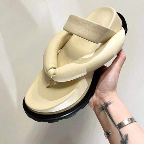Top qaulity 2021 flips fliops women sandals genuine leather platform comfortable high increasing slip on women shoes slippers
