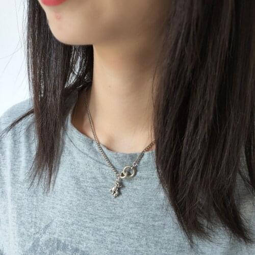 925 Sterling Silver Necklace Retro Bear Pendant Clavicle Chain Fashion Simple Womens Jewelry Couple Pendant